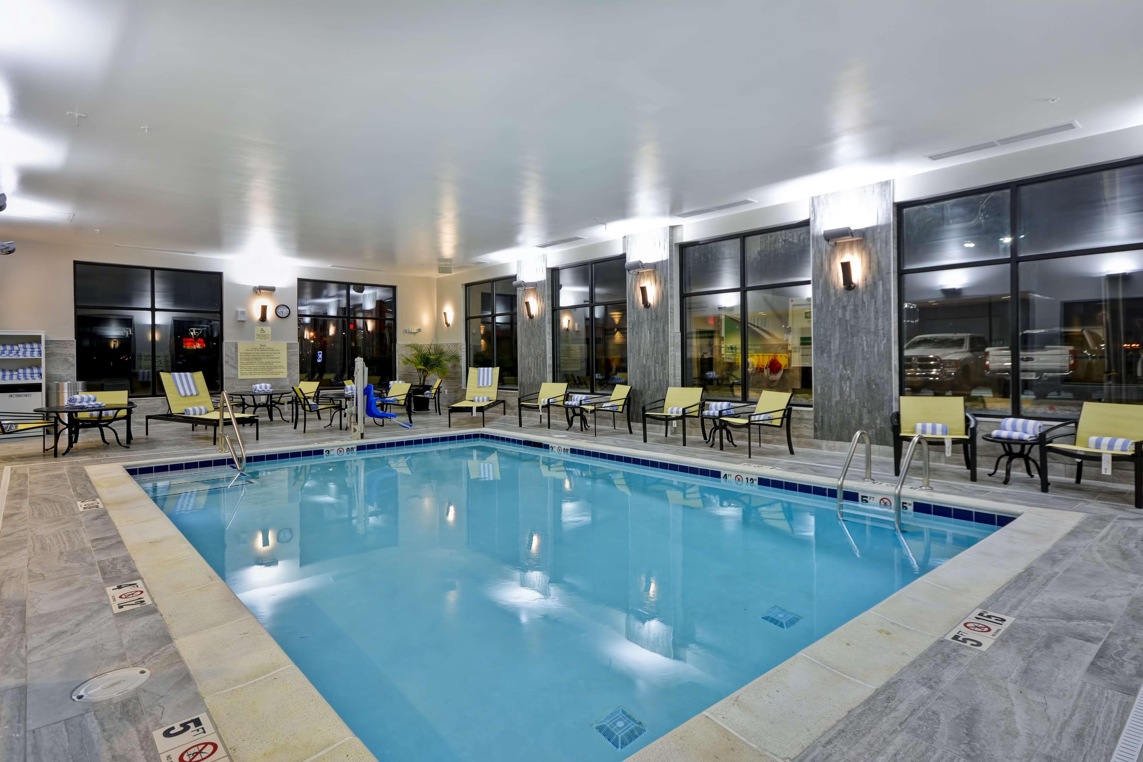 Hampton Inn & Suites Detroit/Warren Eksteriør billede