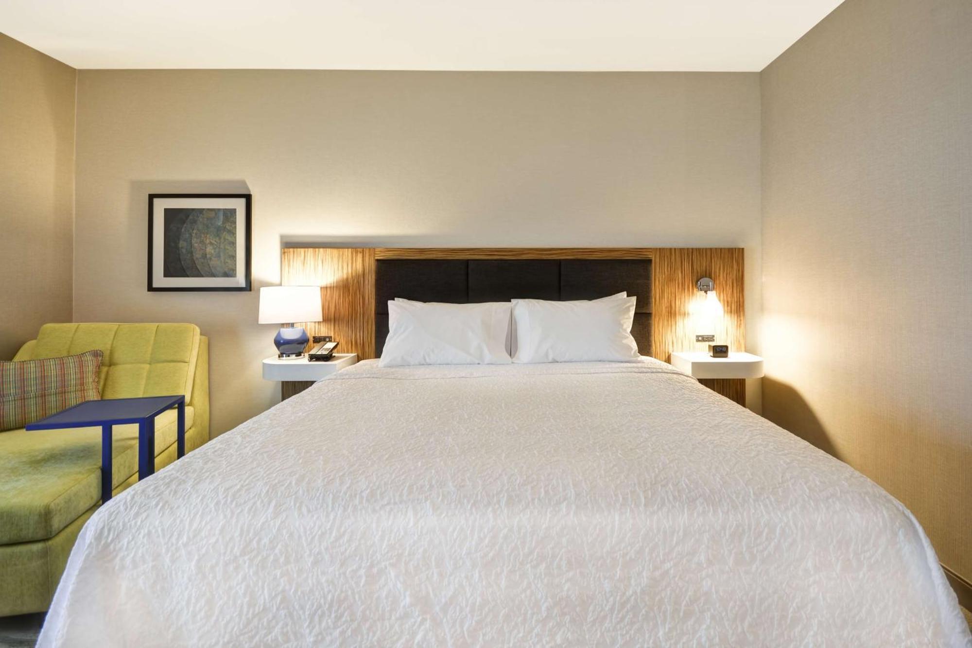 Hampton Inn & Suites Detroit/Warren Eksteriør billede