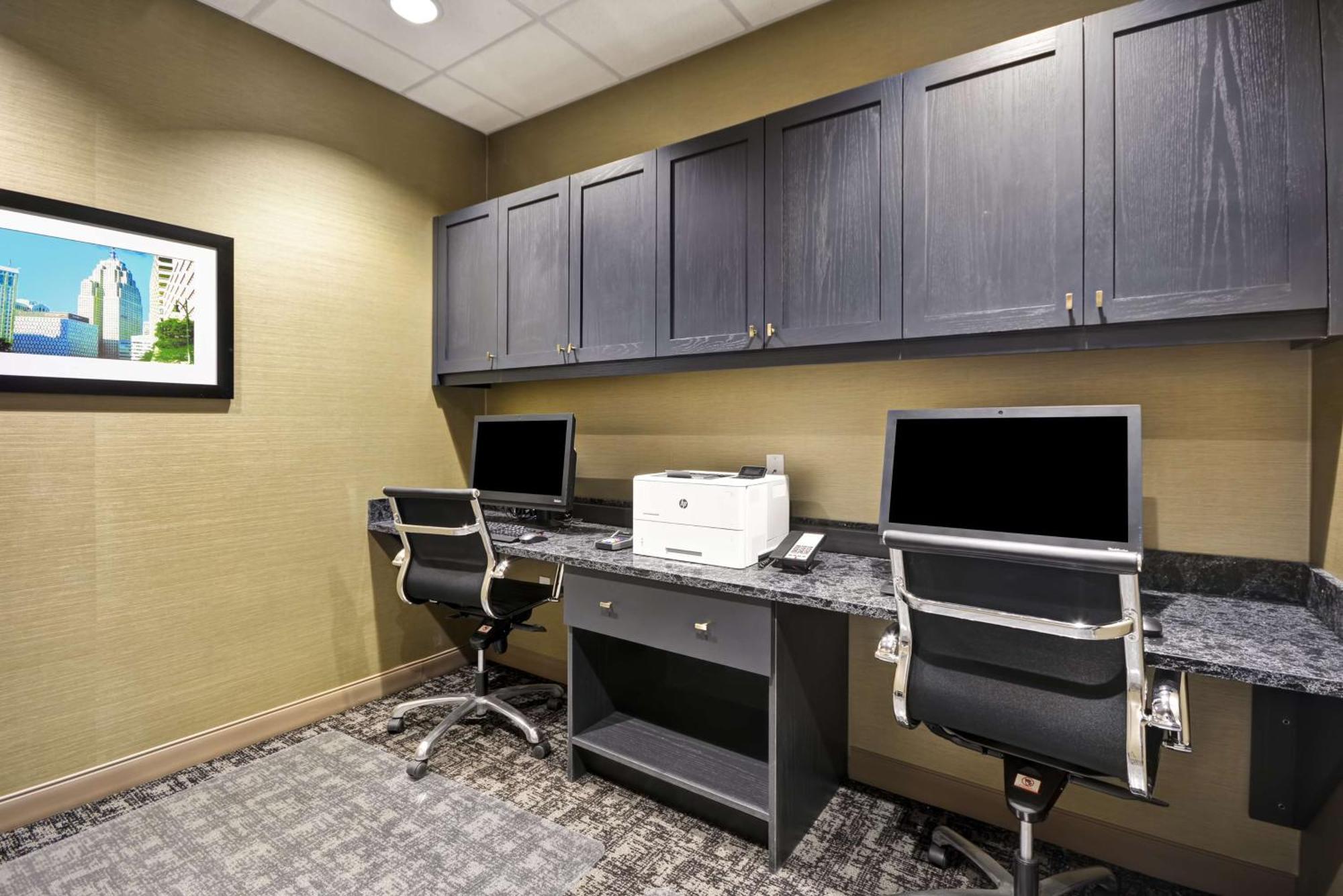 Hampton Inn & Suites Detroit/Warren Eksteriør billede