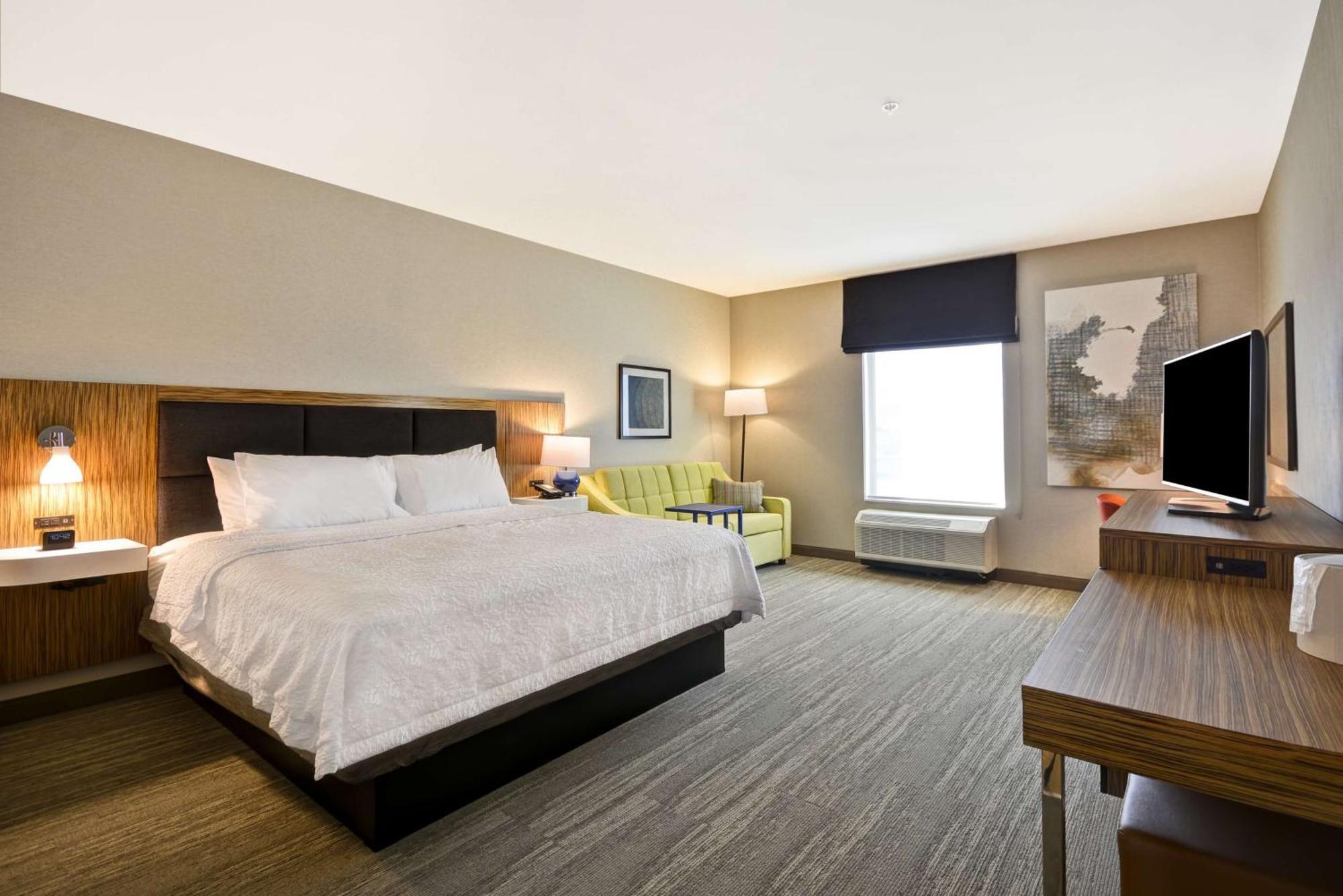Hampton Inn & Suites Detroit/Warren Eksteriør billede