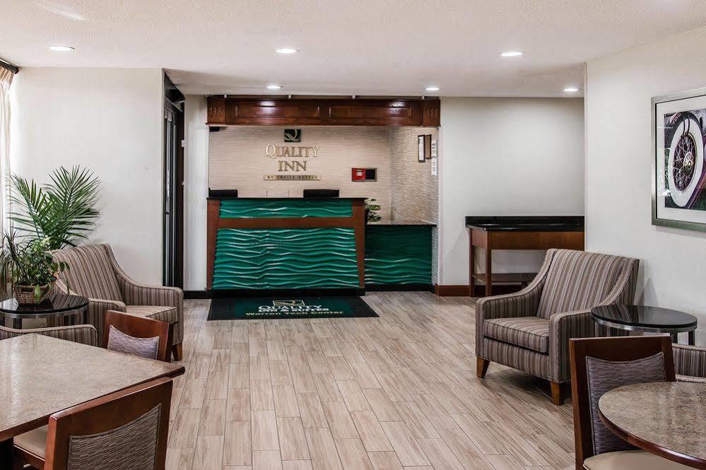 Hampton Inn & Suites Detroit/Warren Eksteriør billede